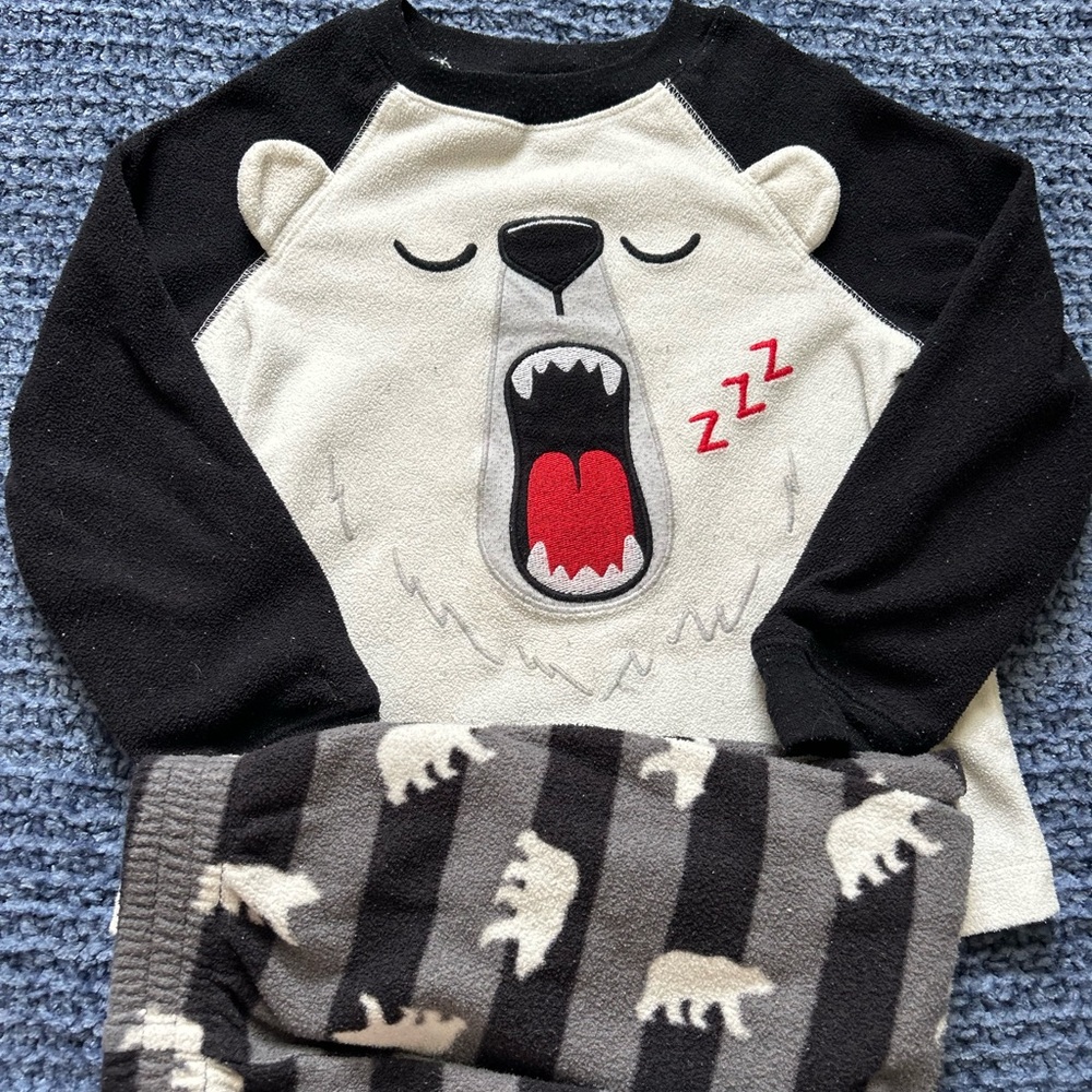 🦋Cozy Polar Bear Pajama Set🦋